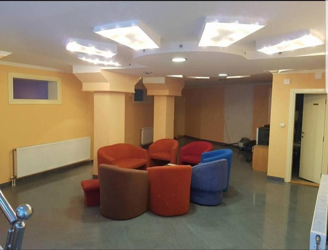 Hotel Viktorija Nova à Kanjiža Extérieur photo